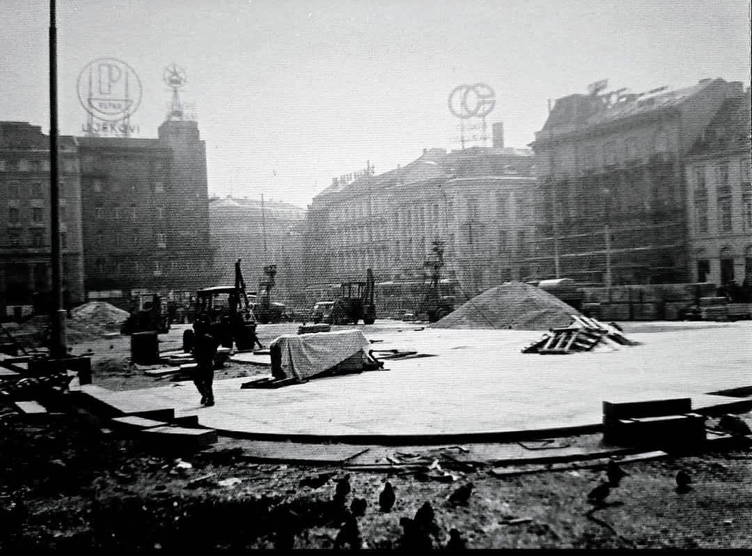 Radovi na Trgu Republike za Univerzijadu 1986. godine (A)